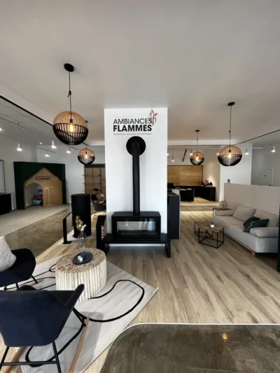 Ambiance Flammes Showroom 1 Signaletique